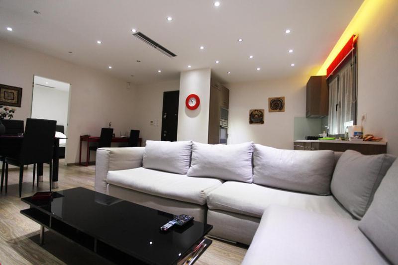Olvias Apartment Athens Exterior photo