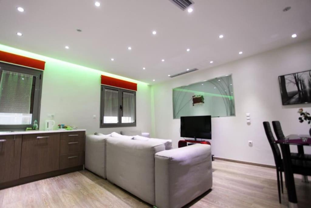 Olvias Apartment Athens Exterior photo